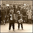 Názov súboru=Muzikanti.jpg
Veľkosť súboru=414KB
Veľkosť=1365x1365
Dátum pridania=04. Apríl 2014 Muzikanti.jpg